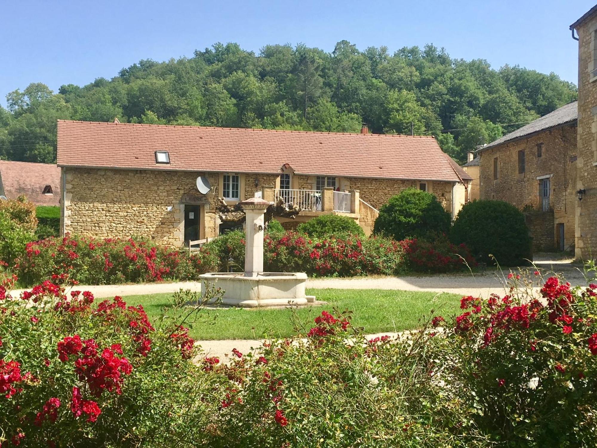 Le Moulin Aux Ans Villa Archignac Exterior photo
